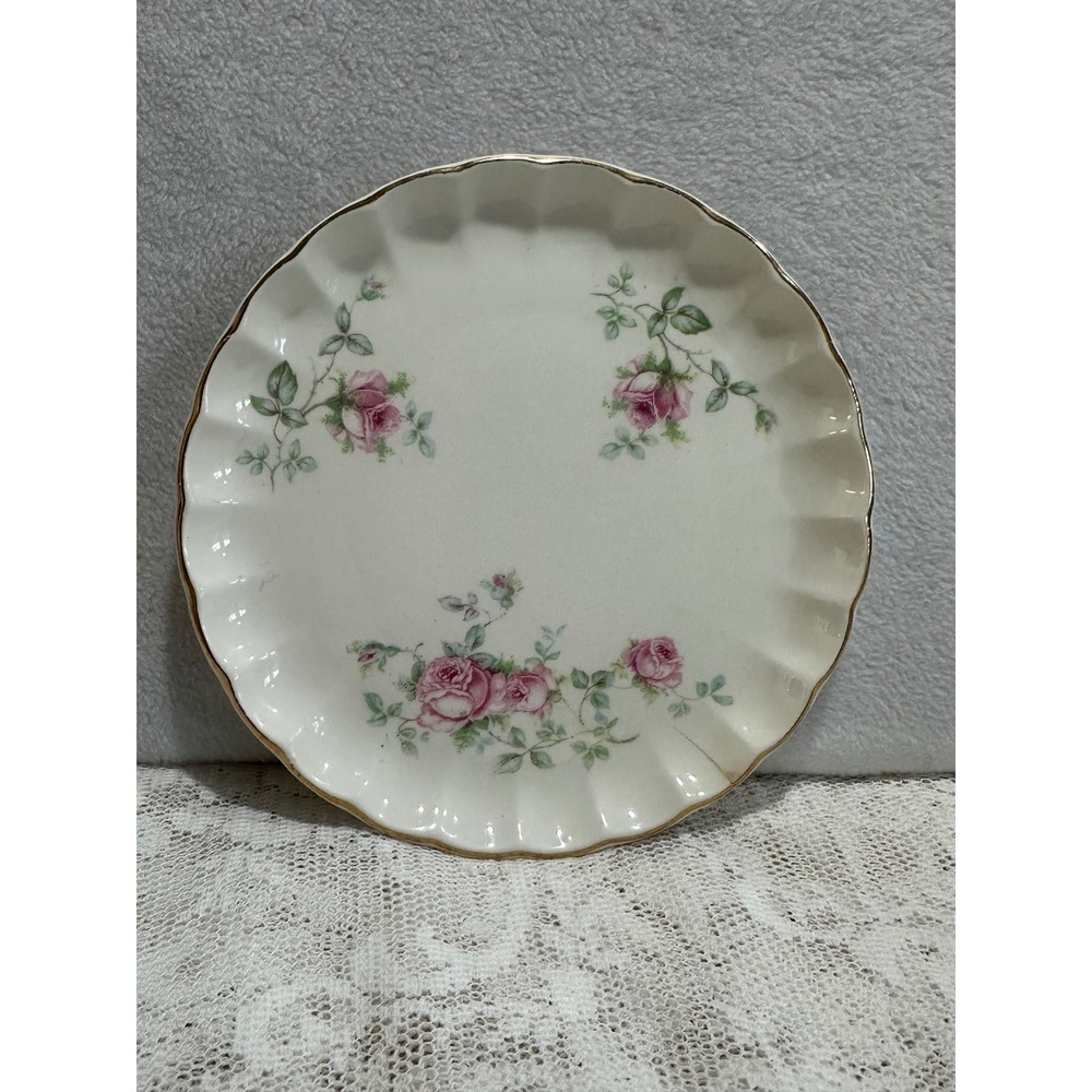 W S George‎ Bolero Rose Floral Gold Trim Scalloped Edge Pie/Quiche dish